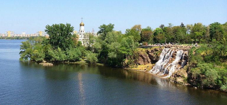 Остров медведева в астрахани фото